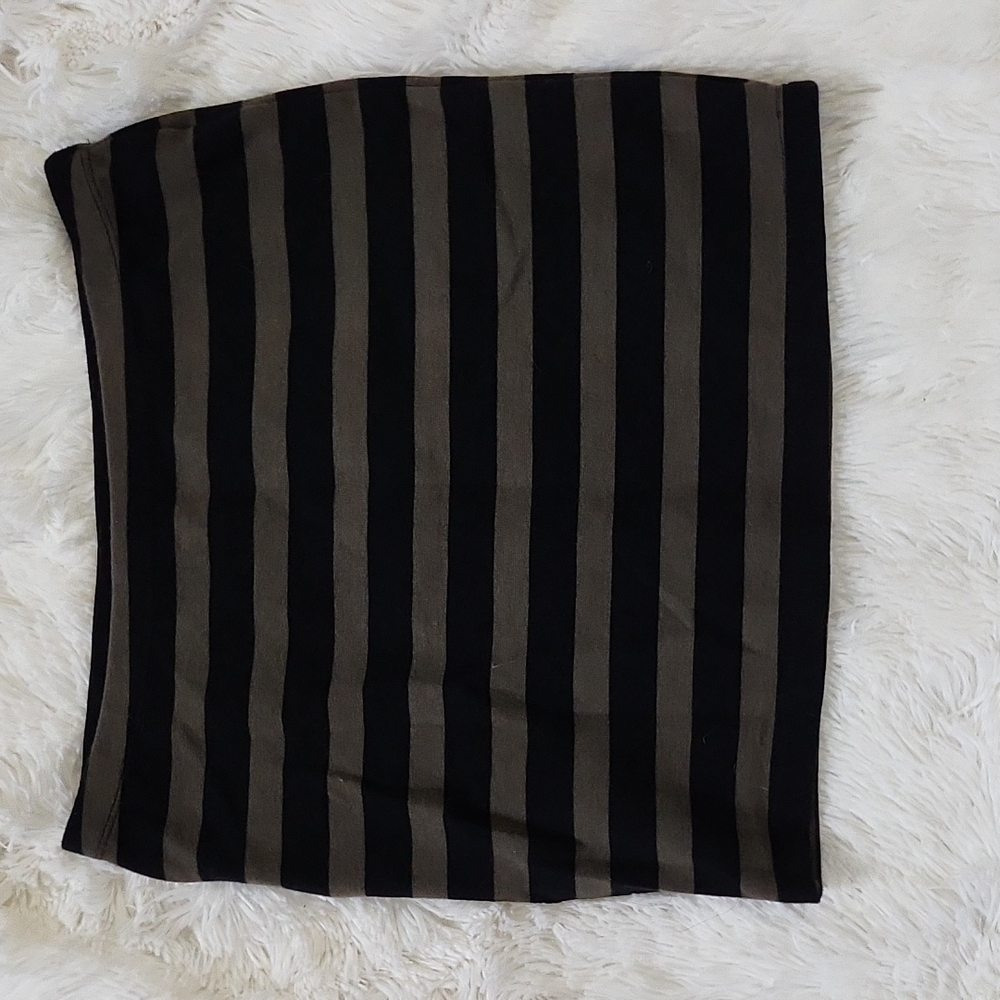 Forever 21, Medium, black and olive stripped